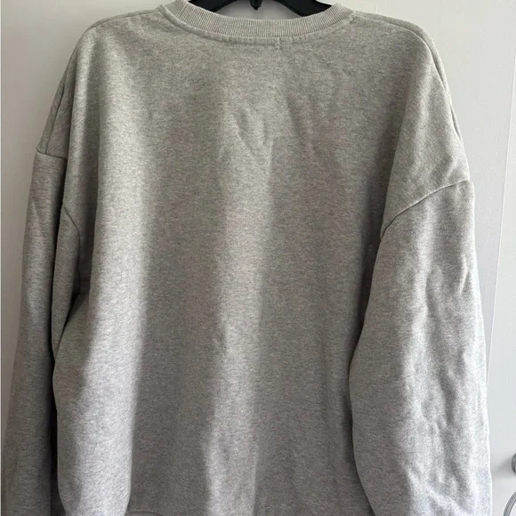 Favorite Daughter Heather Gray Crew Neck Sweater - Picture 3 of 3